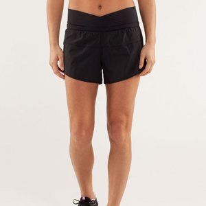 Lululemon Run: Pace Short